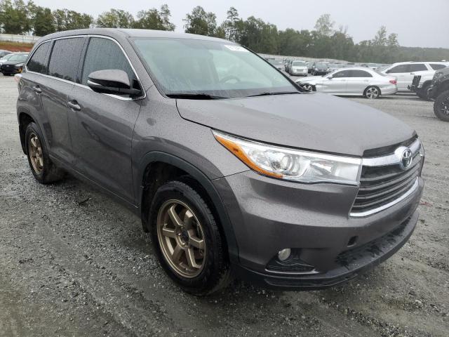 TOYOTA HIGHLANDER 2015 with VIN 5TDBKRFH5FS203671 - Photo from auction