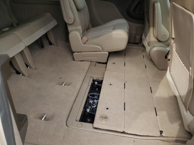 Photo 6 from auction – 2016 CHRYSLER TOWN & COU with VIN 2C4RC1CG6GR199830