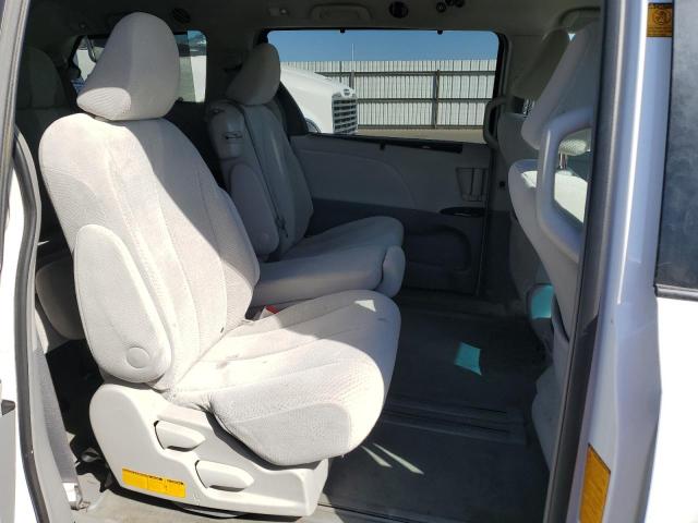 Photo 6 from auction – 2011 TOYOTA SIENNA LE with VIN 5TDKK3DC3BS135983
