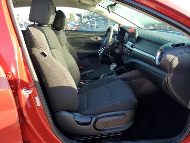 Photo 5 from auction – 2021 KIA FORTE FE with VIN 3KPF24AD5ME358642
