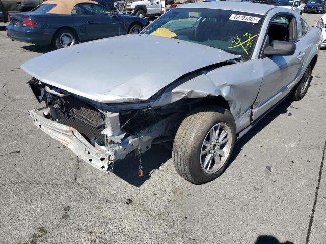 Photo 9 from auction – 2005 FORD MUSTANG with VIN 1ZVHT80N655185702