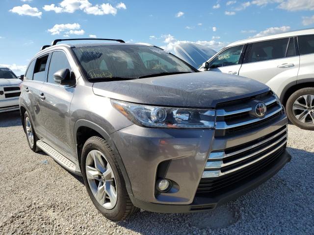 TOYOTA HIGHLANDER 2018 with VIN 5TDDZRFH9JS902007 - Photo from auction