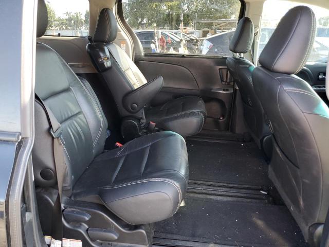 Photo 6 from auction – 2017 TOYOTA SIENNA SE with VIN 5TDXZ3DC3HS867184