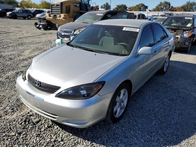 Photo 2 from auction – 2002 TOYOTA CAMRY LE with VIN JTDBE32K220011501