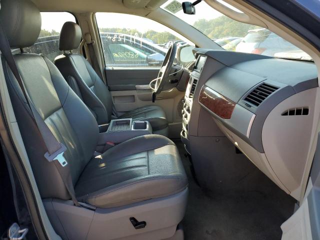 Photo 5 from auction – 2008 CHRYSLER TOWN & COU with VIN 2A8HR54P58R767771