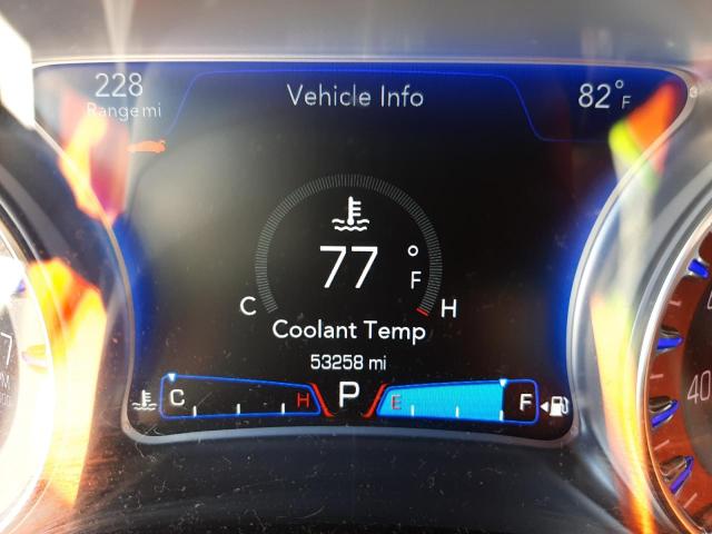 Photo 8 from auction – 2018 CHRYSLER 300 LIMITE with VIN 2C3CCAEG5JH123004