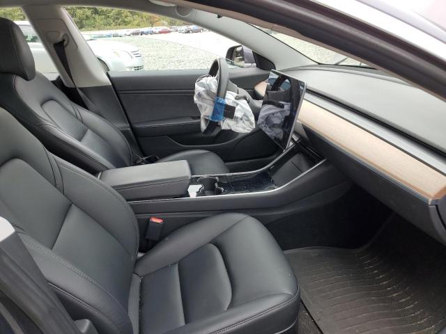 Photo 5 from auction – 2018 TESLA MODEL 3 with VIN 5YJ3E1EA7JF153550