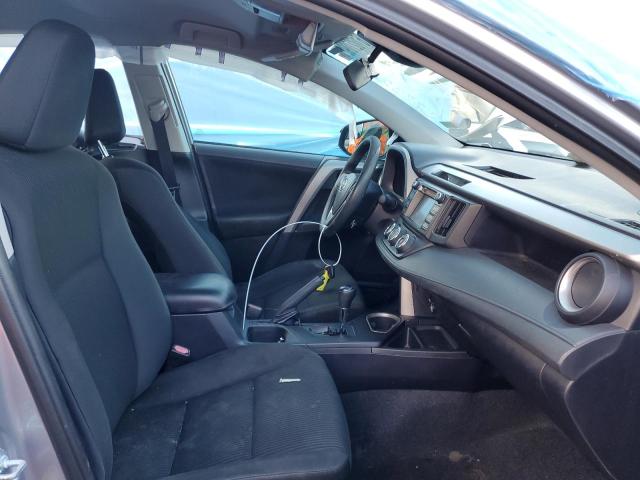 Photo 5 from auction – 2017 TOYOTA RAV4 LE with VIN 2T3ZFREV7HW388320