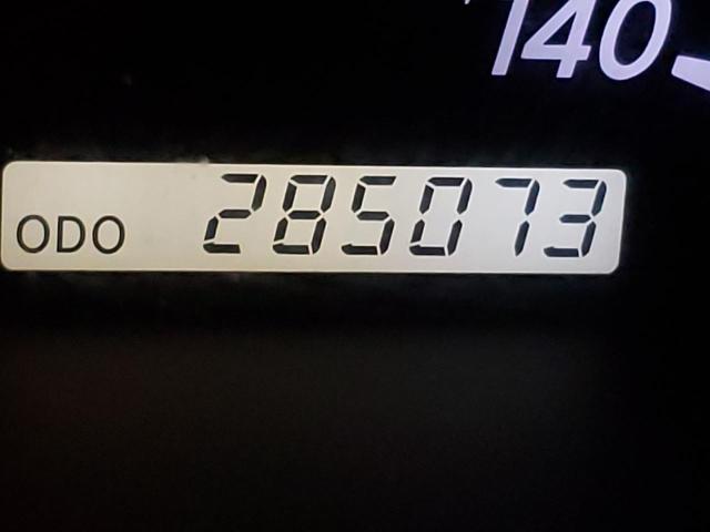 Photo 8 from auction – 2005 TOYOTA CAMRY LE with VIN 4T1BE32K45U502385