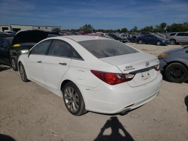 Photo 2 from auction – 2013 HYUNDAI SONATA SE with VIN 5NPEC4AB4DH520893