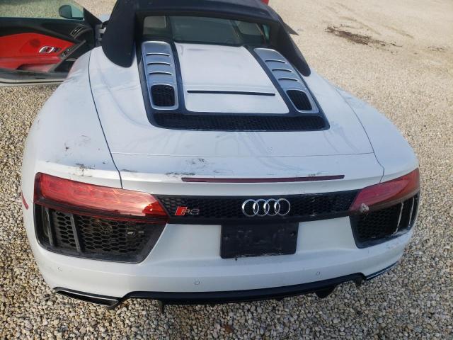 Photo 7 from auction – 2017 AUDI R8 SPYDER with VIN WUAVACFX7H7904720