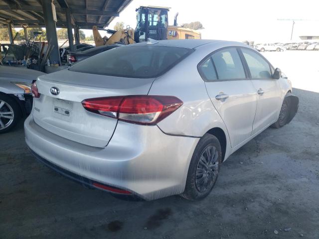 Photo 4 from auction – 2018 KIA FORTE LX with VIN 3KPFL4A73JE166154