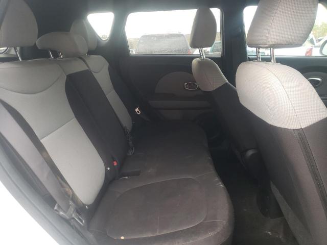 Photo 6 from auction – 2015 KIA SOUL with VIN KNDJN2A25F7127375