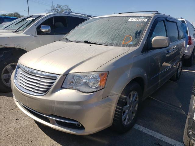 Photo 2 from auction – 2015 CHRYSLER TOWN & COU with VIN 2C4RC1BG9FR521148