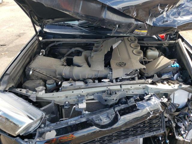 Photo 7 from auction – 2018 TOYOTA 4RUNNER SR with VIN JTEBU5JR0J5602145