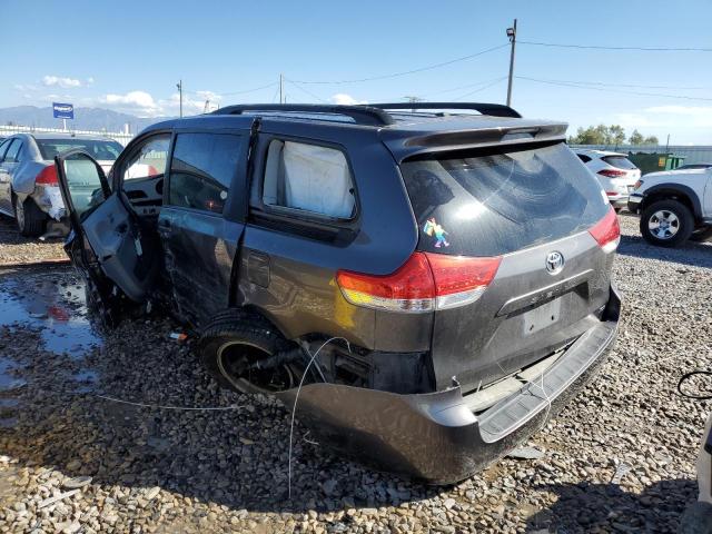 Photo 3 from auction – 2012 TOYOTA SIENNA XLE with VIN 5TDYK3DC5CS228483