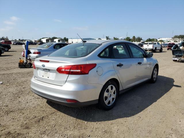 Photo 4 from auction – 2015 FORD FOCUS S with VIN 1FADP3E25FL363903