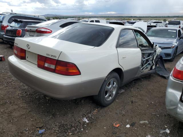 Photo 4 from auction – 1998 LEXUS ES 300 with VIN JT8BF28G3W5013923