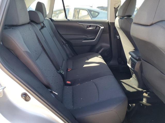 Photo 6 from auction – 2021 TOYOTA RAV4 XLE with VIN 2T3W1RFVXMC163210