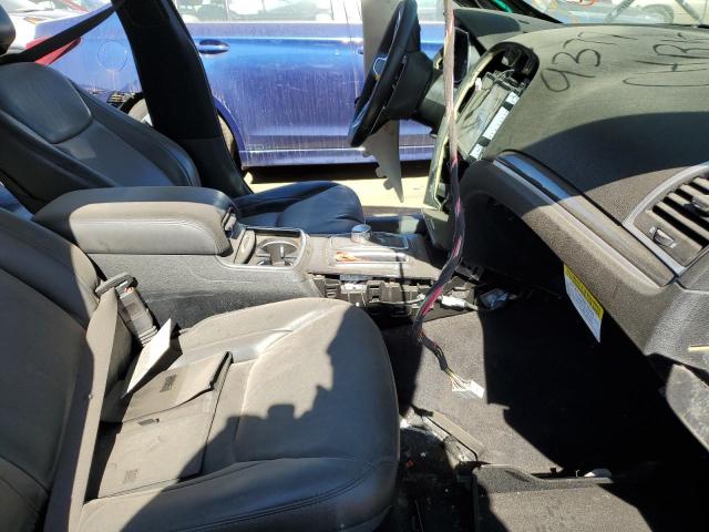 Photo 5 from auction – 2016 CHRYSLER 300 LIMITE with VIN 2C3CCARG7GH162048