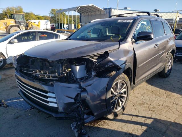 Photo 2 from auction – 2019 TOYOTA HIGHLANDER with VIN 5TDKZRFH0KS554459