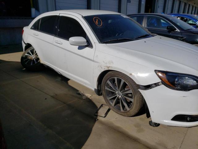 Photo 9 from auction – 2014 CHRYSLER 200 TOURIN with VIN 1C3CCBBG5EN108199