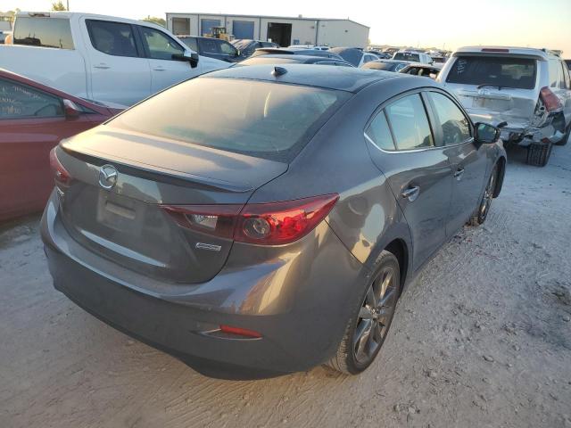 Photo 4 from auction – 2018 MAZDA 3 TOURING with VIN 3MZBN1V32JM276467