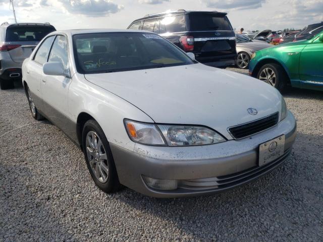 LEXUS ES 300 1999 with VIN JT8BF28G5X0164972 - Photo from auction