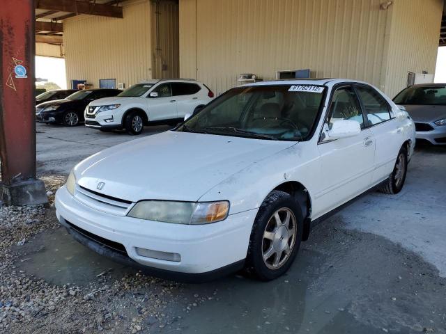 Photo 2 from auction – 1994 HONDA ACCORD EX with VIN JHMCD5650RC087023