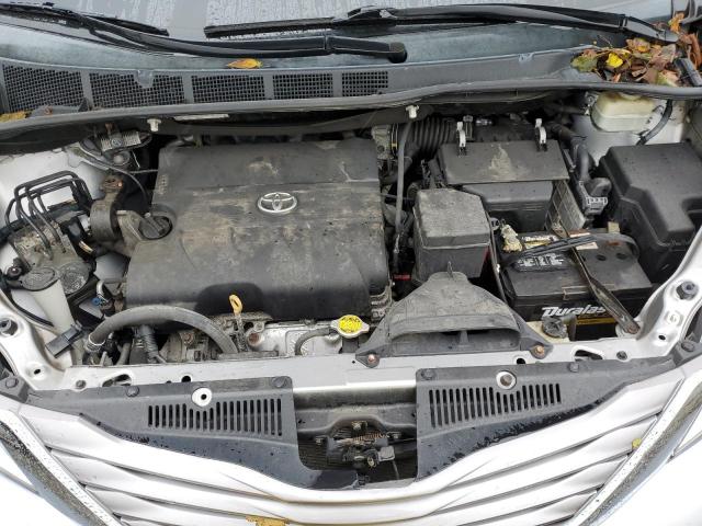Photo 7 from auction – 2016 TOYOTA SIENNA XLE with VIN 5TDYK3DC8GS710399