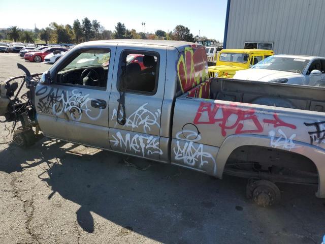 Photo 10 from auction – 2002 CHEVROLET SILVERADO with VIN 1GCHC29U82E230175
