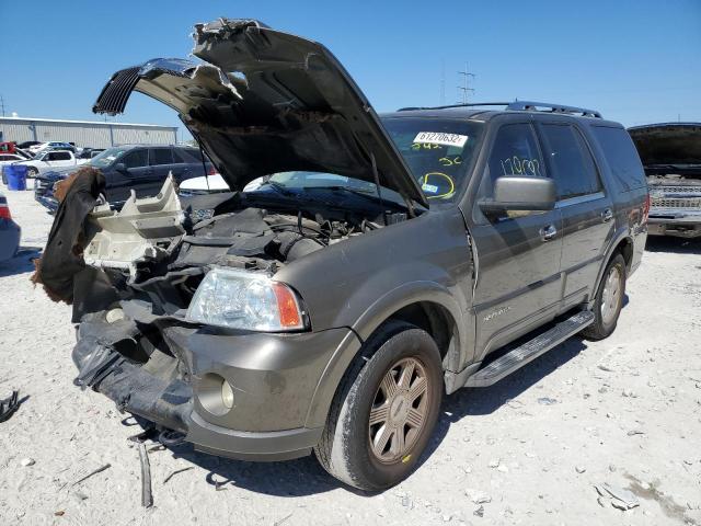 Photo 2 from auction – 2003 LINCOLN NAVIGATOR with VIN 5LMFU27R73LJ43215
