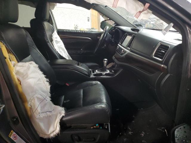 Photo 5 from auction – 2015 TOYOTA HIGHLANDER with VIN 5TDDKRFH6FS128942