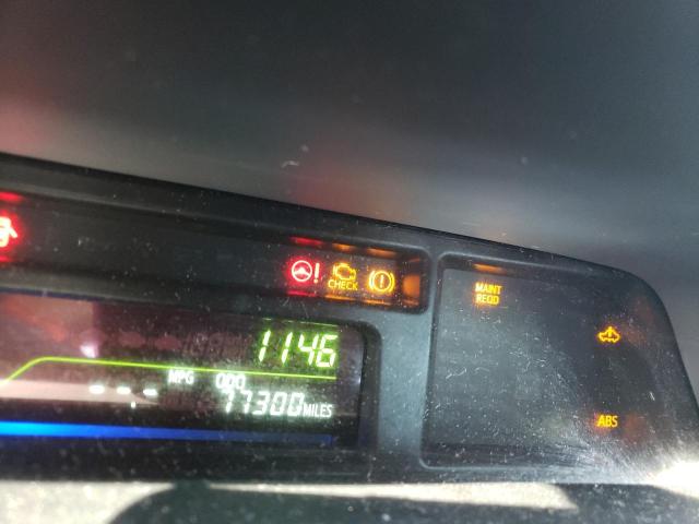 Photo 8 from auction – 2016 TOYOTA PRIUS V with VIN JTDZN3EU4GJ043783