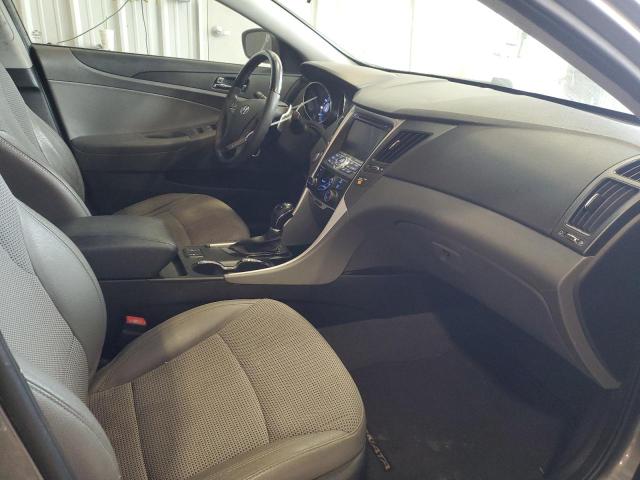 Photo 5 from auction – 2013 HYUNDAI SONATA SE with VIN 5NPEC4AC7DH647520