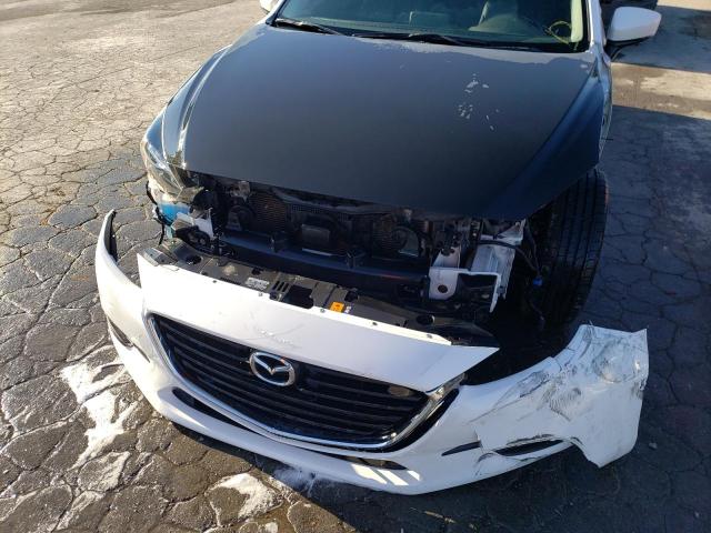 Photo 9 from auction – 2018 MAZDA 3 TOURING with VIN 3MZBN1V33JM202927