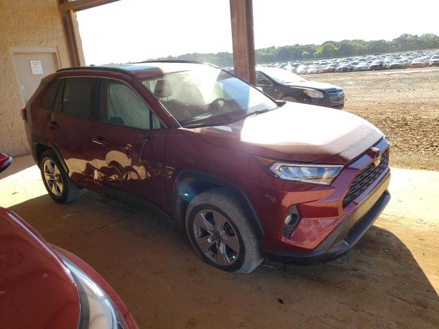 TOYOTA RAV4 XLE 2021 with VIN JTMW1RFVXMD073082 - Photo from auction