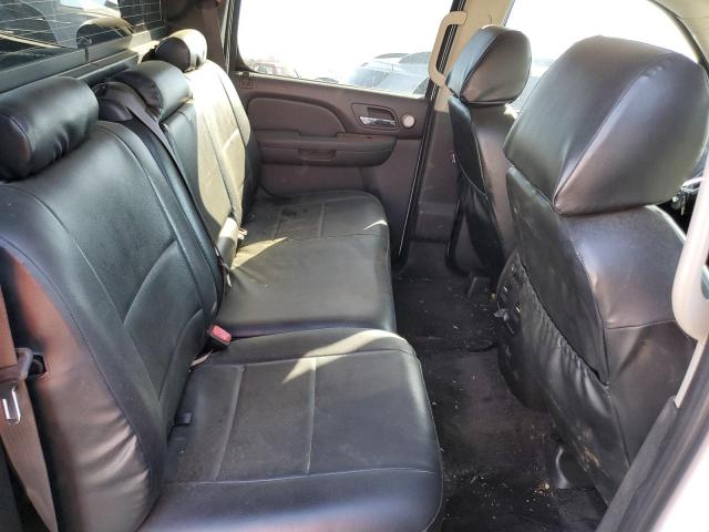Photo 6 from auction – 2011 CHEVROLET AVALANCHE with VIN 3GNTKEE35BG151106