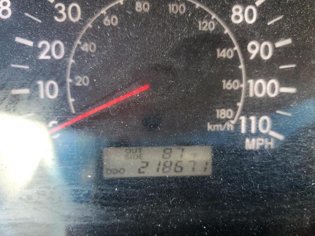 Photo 8 from auction – 2005 TOYOTA COROLLA CE with VIN 1NXBR32E75Z447669