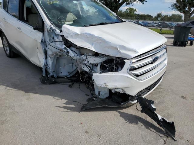 Photo 9 from auction – 2019 FORD ESCAPE SEL with VIN 1FMCU0HD2KUA90607