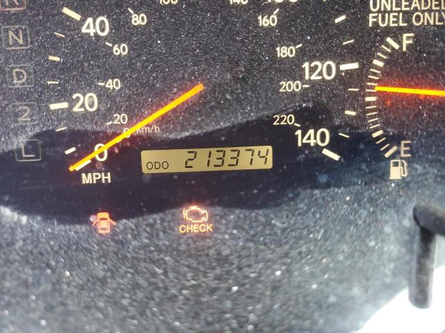 Photo 8 from auction – 1999 LEXUS ES 300 with VIN JT8BF28G2X5069174
