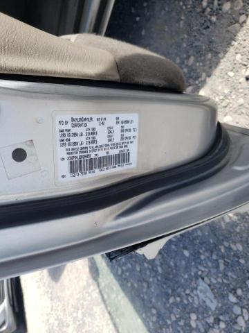 Photo 10 from auction – 2003 CHRYSLER TOWN & CNT with VIN 2C8GP64L93R209358