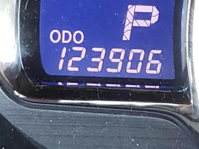 Photo 8 from auction – 2012 TOYOTA SIENNA XLE with VIN 5TDYK3DCXCS247773