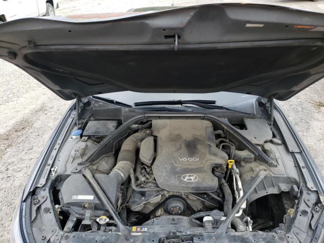 Photo 7 from auction – 2016 HYUNDAI GENESIS 3. with VIN KMHGN4JE4GU132789