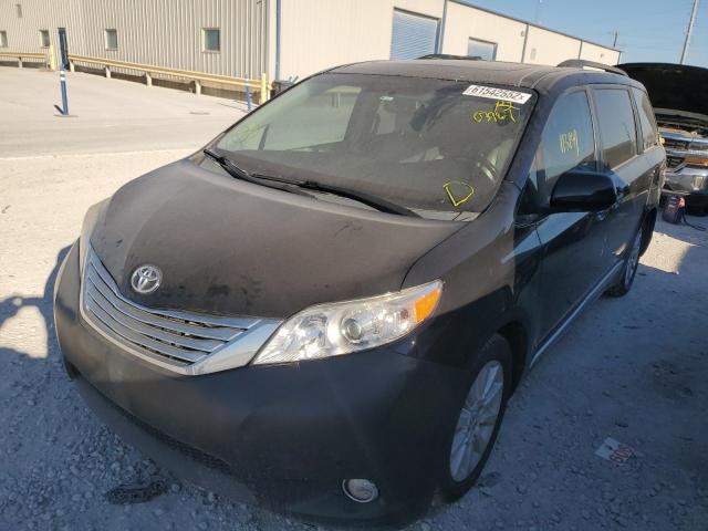 Photo 2 from auction – 2012 TOYOTA SIENNA XLE with VIN 5TDDK3DC9CS039821