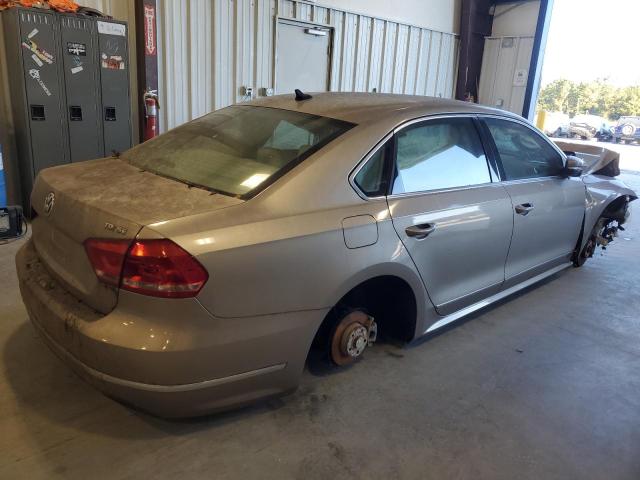 Photo 4 from auction – 2015 VOLKSWAGEN PASSAT SE with VIN 1VWBV7A31FC039311