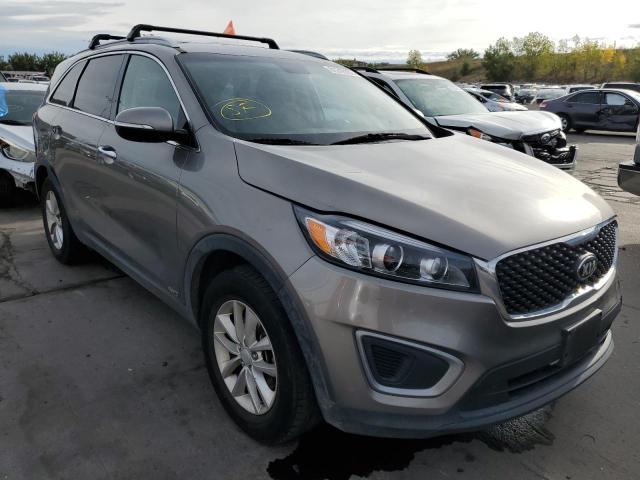 KIA SORENTO LX 2016 with VIN 5XYPGDA32GG138539 - Photo from auction