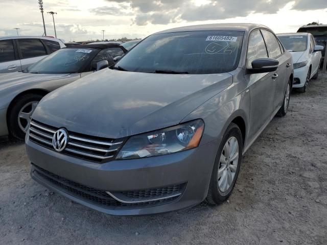 Photo 2 from auction – 2015 VOLKSWAGEN PASSAT S with VIN 1VWAS7A35FC043902