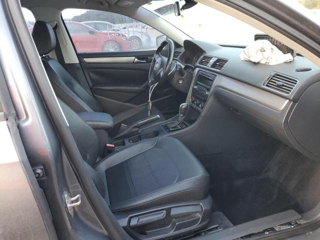 Photo 5 from auction – 2015 VOLKSWAGEN PASSAT S with VIN 1VWAS7A35FC043902