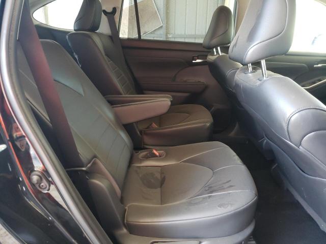 Photo 6 from auction – 2022 TOYOTA HIGHLANDER with VIN 5TDGZRAH7NS106852